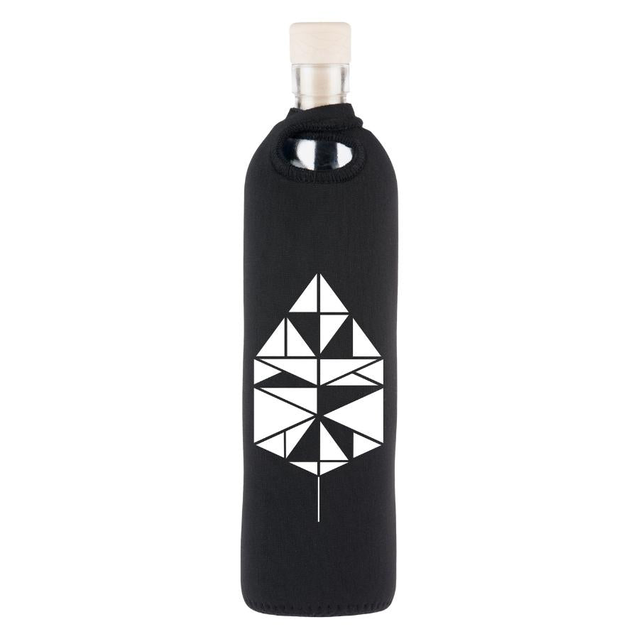 botella reutilizable de vidrio flaska con funda de neopreno negra y diseño tangram