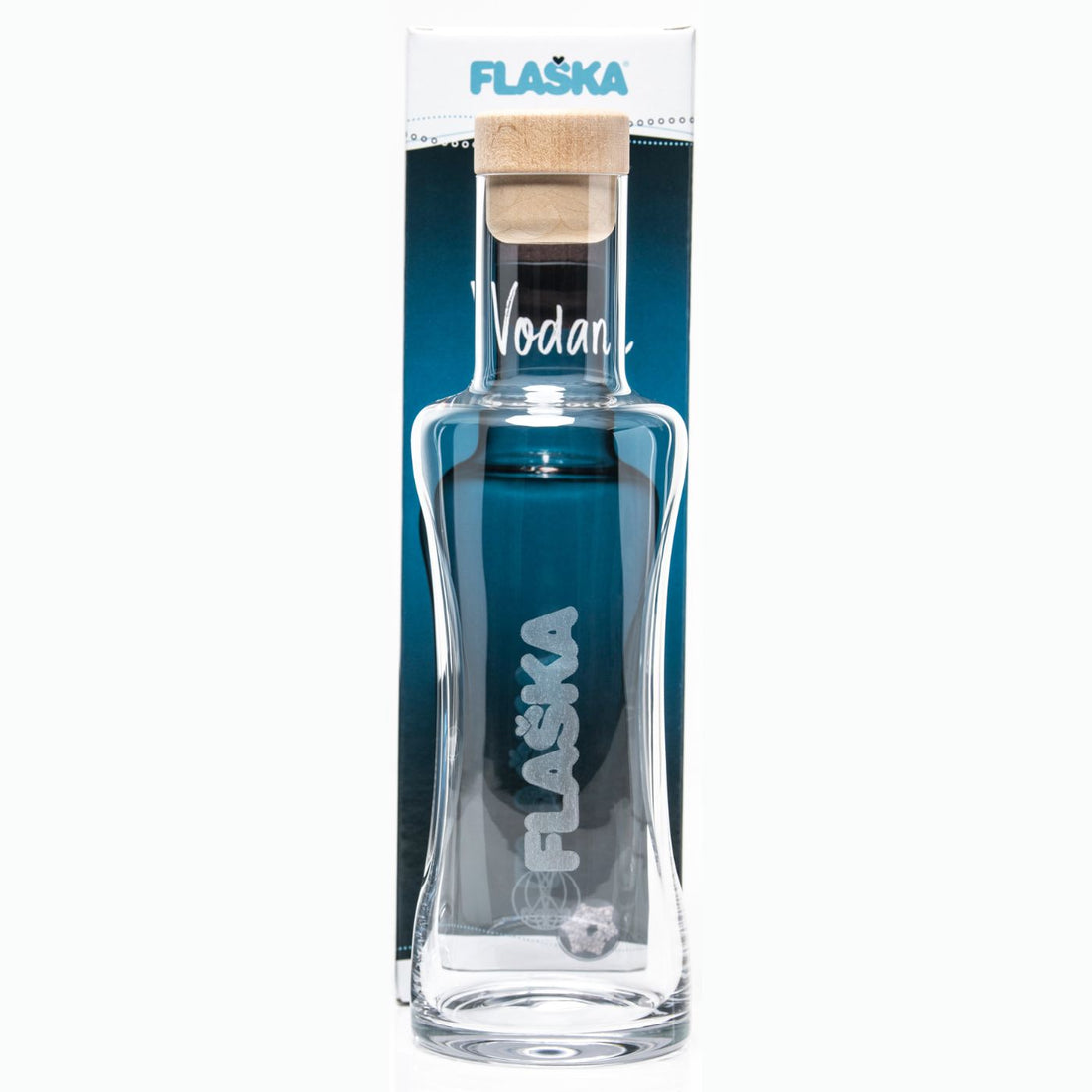 jarra de cristal Flaska Vodan de 1l delante de su caja